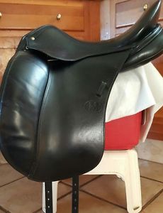 EUC Schleese The Wave 17.5 inches Saddle