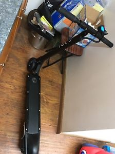 EcoReco M5 LE Electric Scooter *Used Only 2 Miles* -Free Shipping