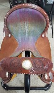 Year End Clearance! New 13.5" Rainbow Stingray Seat barrel racing saddle