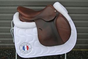 Antares Sellier Saddle 17" Medium Tree 4.5"-SC Seat-2N flap 12.75" L x 13.25" W