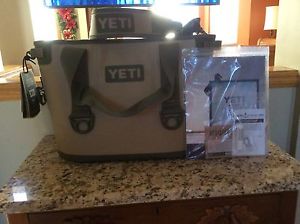 YETI HOPPER 20 COOLER BRAND NEW WITH TAGS FIELD TAN WITH ORANGE