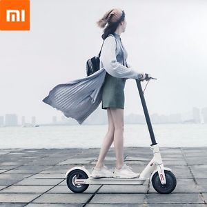 Xiaomi M365 IP54 12.5kg Ultra-light 30km Long Life Folding Electric Scooter