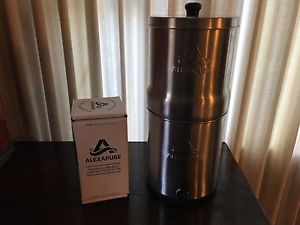 Alexapure Water Filter W/ 1 Used & 1 New Filter!