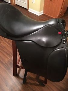 Tango Duet Dressage Saddle