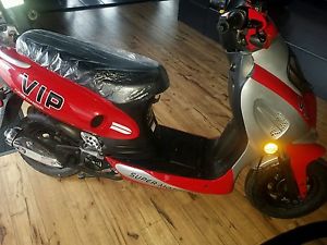 *Brand New* 2016 VIP 50cc Scooter *Free Delivery within 200 miles of 96003*