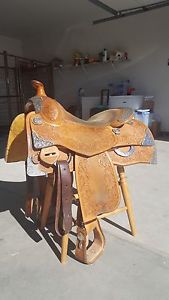 Bob's Custom  Show Saddle