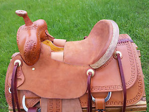 15.5" Spur Saddlery Ranch Bear Trap Saddle (Made in Texas)