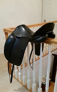 ☆ Schleese Jane Savoie Dressage Saddle 18" Med/Wide ☆