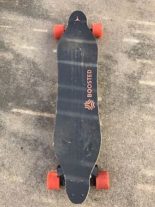 Used Boosted Board Dual *LOW MILEAGE*