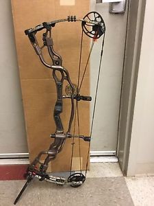 2015 Hoyt Carbon Spyder ZT 34 RH Harvest Brown/Realtree