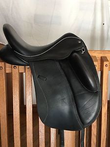 Used Custom Saddlery Wolfgang Solo Size 16.5 Buffalo Short Roll