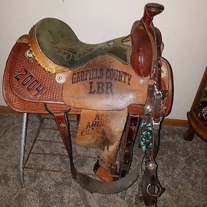 Double J Roping Saddle 14.5 inch seat