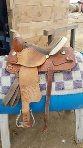 14 Longhorn (Billy Cook) Barrel Saddle