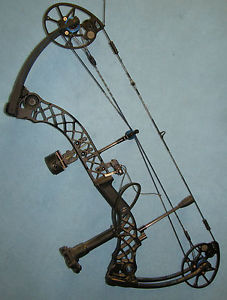 Mathews Chill Compound Bow with Accessories