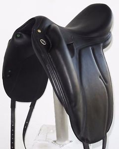 17" DEVOUCOUX MAKILA LAB SADDLE (S17003950) FULL CALF, DEMO! - XVD