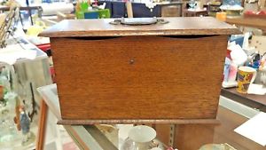 ANTIQUE TIGER OAK HANDCRAFTED PIGEON RACING LAUNCH BOX - FANTASTIC