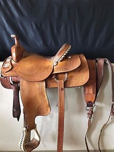 14 1/2" CRATES LADIES LIGHT VERSATILITY ROPING SADDLE W/Matching Breast Collar