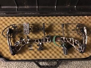 MATHEWS HALON 6 BOW LOADED 70/29" RIGHT HANDED