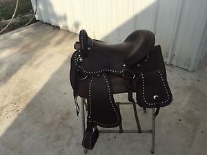 horse saddle 16"