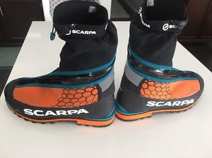 Scarpa Phantom Tech Mountaineering Boot - Men's Euro Size 45