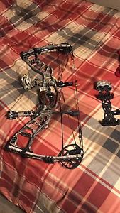 2015 Hoyt Nitrum 30 Bow