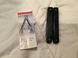 VICTORINOX SWISS MULTI TOOL GENUINE WITH POUCH BNIB FROM SYDNEY