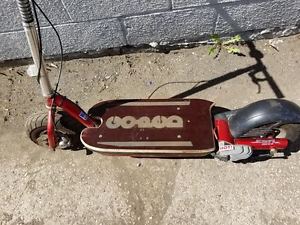 GO PED ESR 750 RED SCOOTER WELL MAINTAINED NEEDS TLC HARD TO FIND RARE ELECTRIC