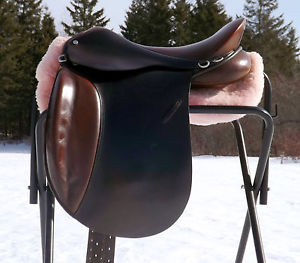 PEGASUS  Bond Street / Cynron Dressage Saddle