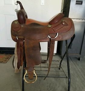 ML Leddy Cutting saddle 16in.