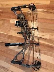 2015 Hoyt Charger RH 29 Inch 60-70 lbs