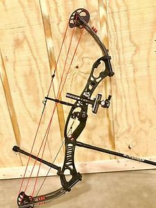 2015 Hoyt Podium X Elite 40 Spiral Pro