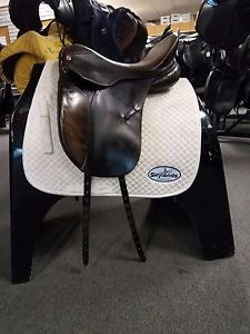 Used Albion Original Comfort Dressage Saddle - Size 17.5" - Black / Brown