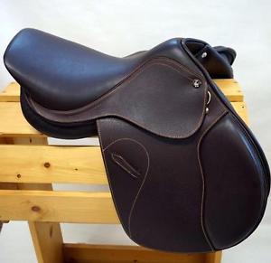 Australian Nut Henri de Rivel HDR Memor-X Close Contact Saddle 17 Reg Or Wide