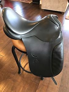 Ainsley Pro National Dressage Saddle  18" WIde Tree- Made In England