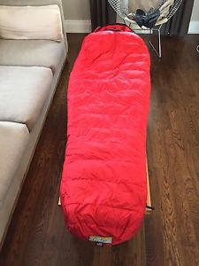 Western Mountaineering Apache GWS Sleeping Bag - 6ft, Left Zip