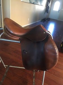 Devoucoux Biarritz 17 inches Saddle