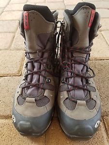 Salomon Quest 4D GTX Hiking Boots US Mens 9.5