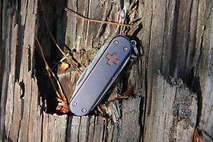 Custom SAK Victorinox Keychain Titanium (anodized) + Bronze liner