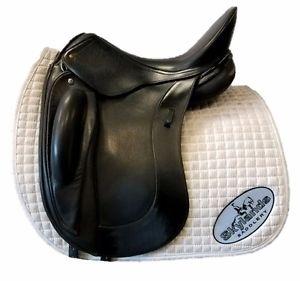 Used Schleese Obrigado Monoflap Dressage Saddle - Size: 3-17.5" - Black