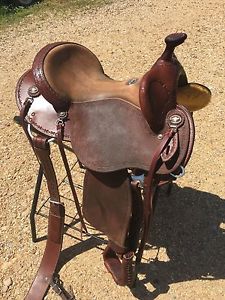 Barely Used Clinton Anderson Martin Saddle - 14 inch seat