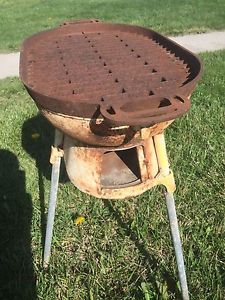 Rare Columbus Iron Works Cast Iron Hibachi Grill.  All Original USA