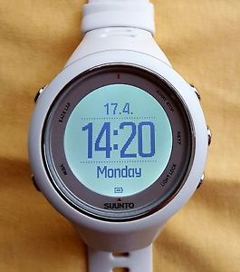 Boxed Suunto Ambit3 Sport White multisport GPS watch with mobile connection