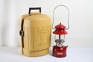 VTG COLEMAN Single Mantel LANTERN 200A RED 1962 with Yellow Carrying Case