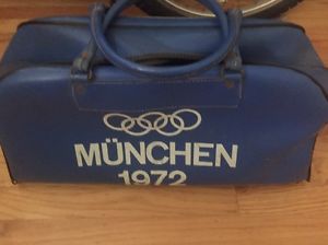 RARE 1972 MUNCHEN OLYMPIC LEATHER HANDLE GYM BAG