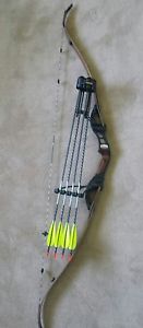 RH HOYT Buffalo Recurve Bow Maple Wood 62" 45lb , 6 Easton FMJ'S included