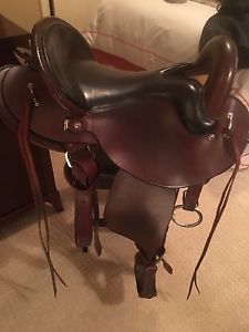 Custom 15" Leather Endurance Saddle, Cognac with black padded seat, Y rigging