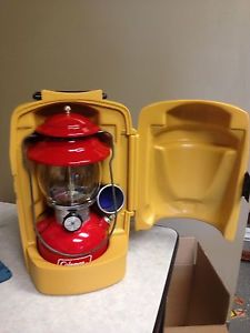 Coleman 200A Lantern With Matching Yellow Case ! Great Condition ! Rare ! Works