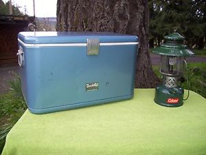 VINTAGE WESTERN AUTO SUPPLY CO METAL COOLER&COLEMAN 228E LANTERN-BOTH XCLNT!