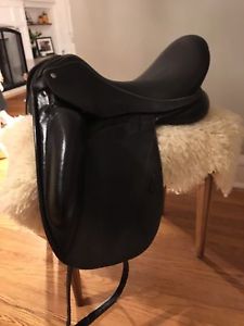 custom saddlery dressage saddle