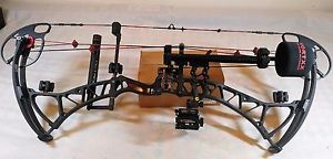 Bowtech Experience Bow with many accessories and carry case